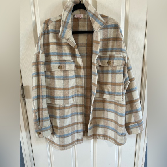 Shacket - Picture 1 of 4